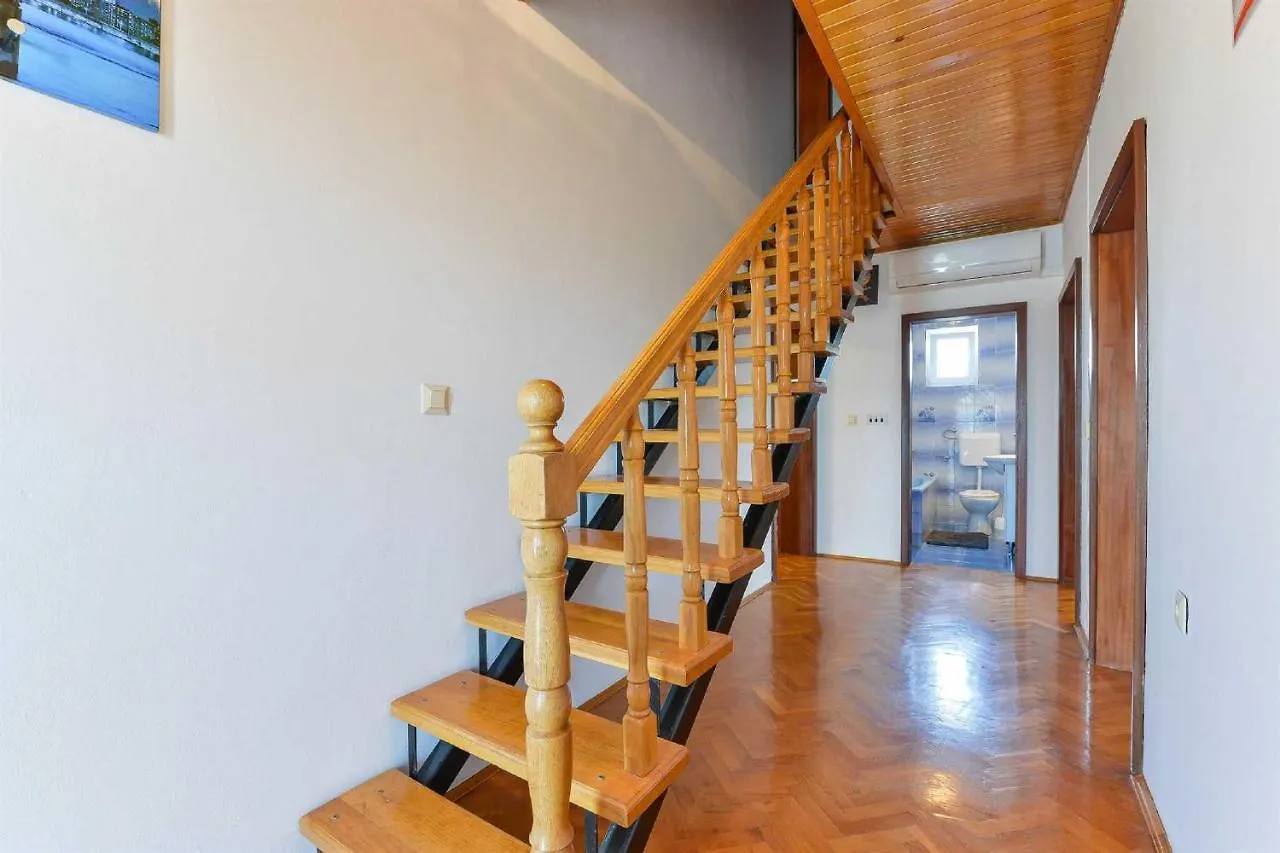 Holiday House Vesna With Pool Suhovare Croatia