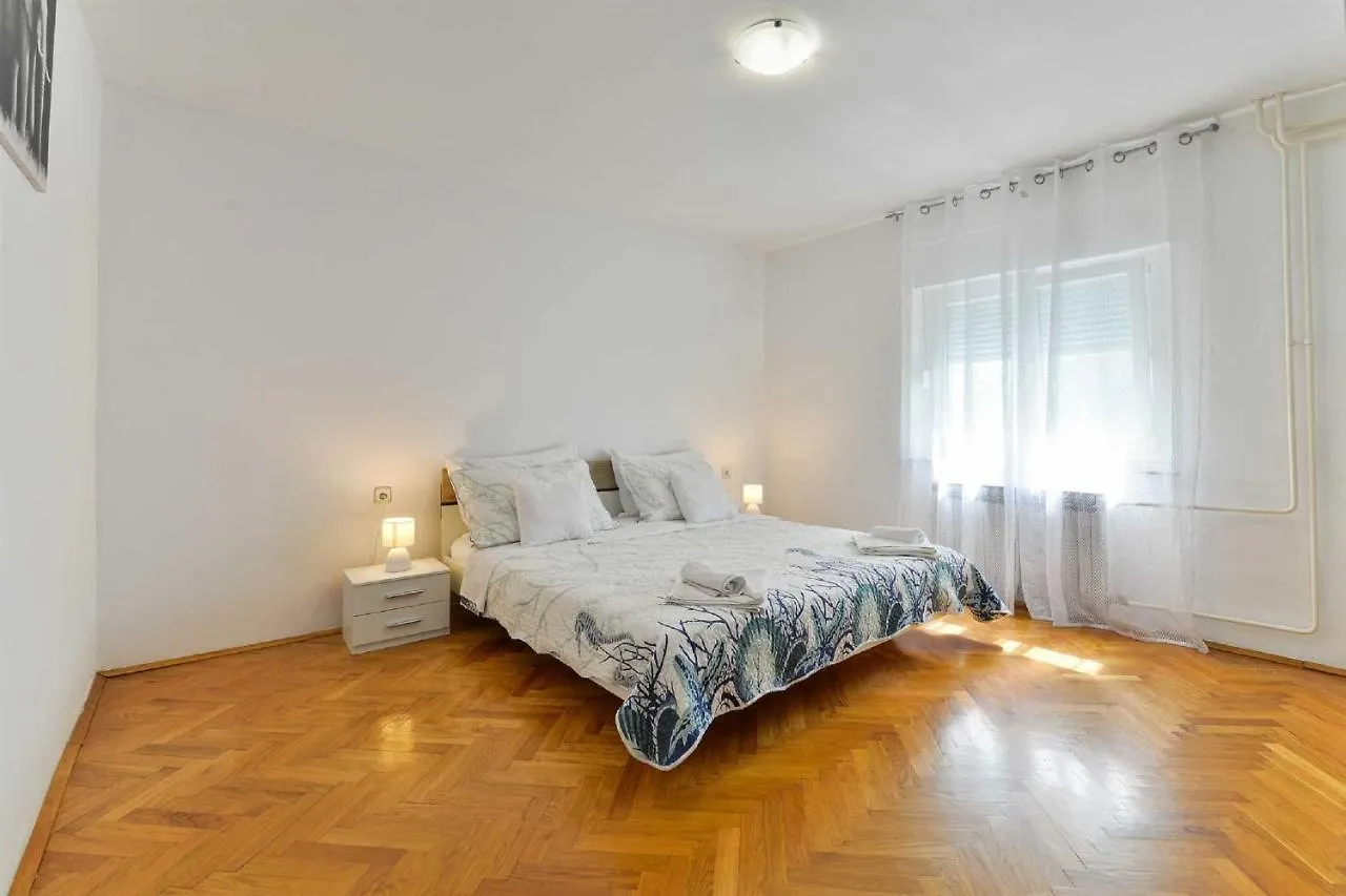 Holiday home Holiday House Vesna With Pool Suhovare